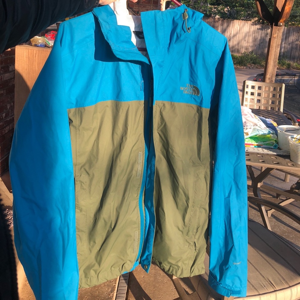 The North Face Men’s Venture 2 Jacket (Rain jacket